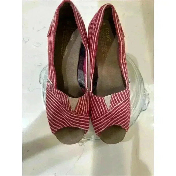 Women's Toms Heels Slip-on Wedges Peep Toe Canvas Red/White Stripes Size 6 - Picture 10 of 15